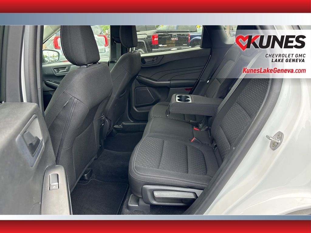 Vehicle image 13 of 53