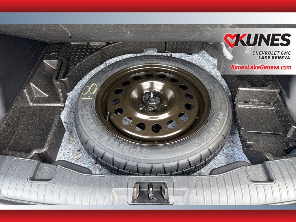 Vehicle image 41 of 53