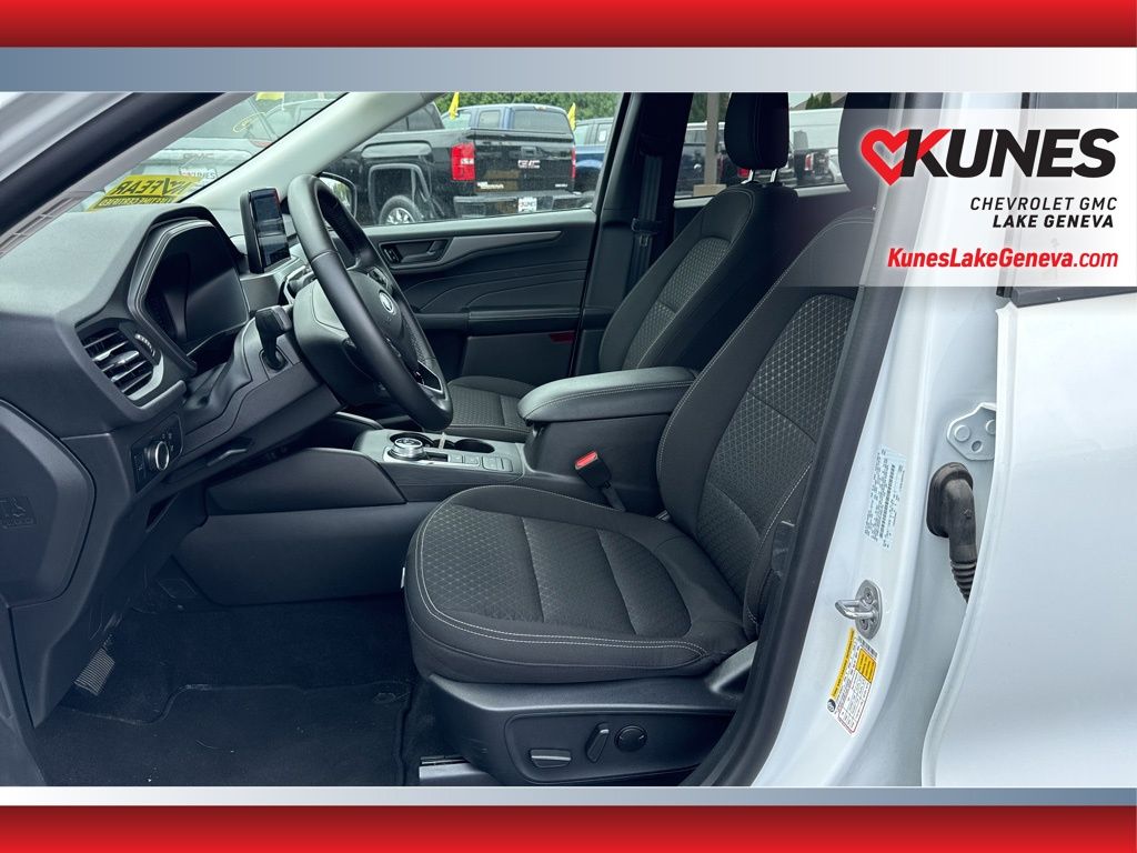 Vehicle image 12 of 53