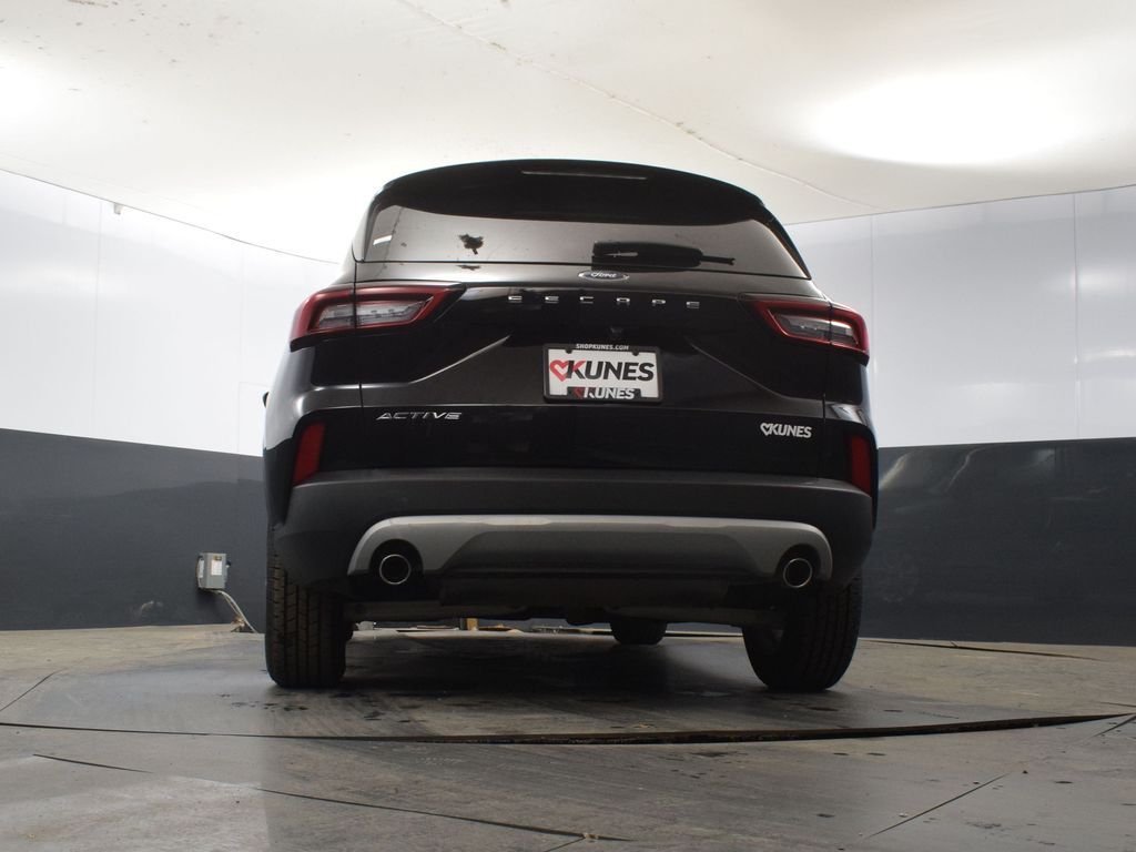 Vehicle image 22 of 48