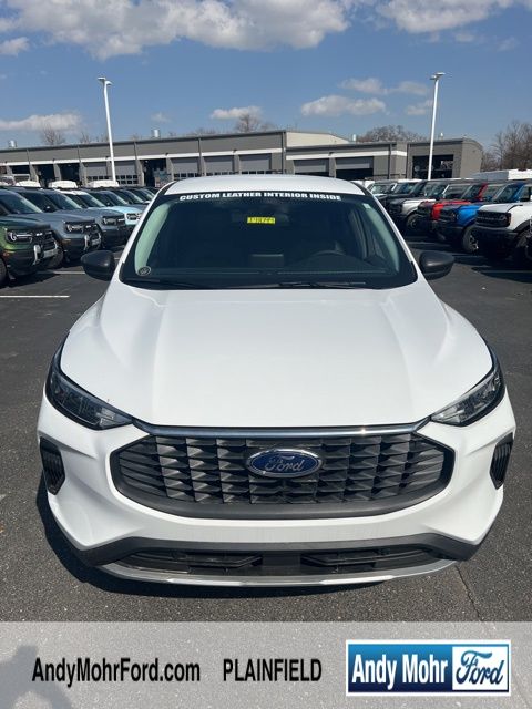 Vehicle image 2 of 30