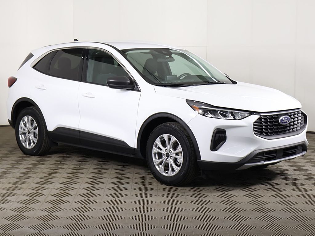 2024 Ford Escape Active Image 3 of 54