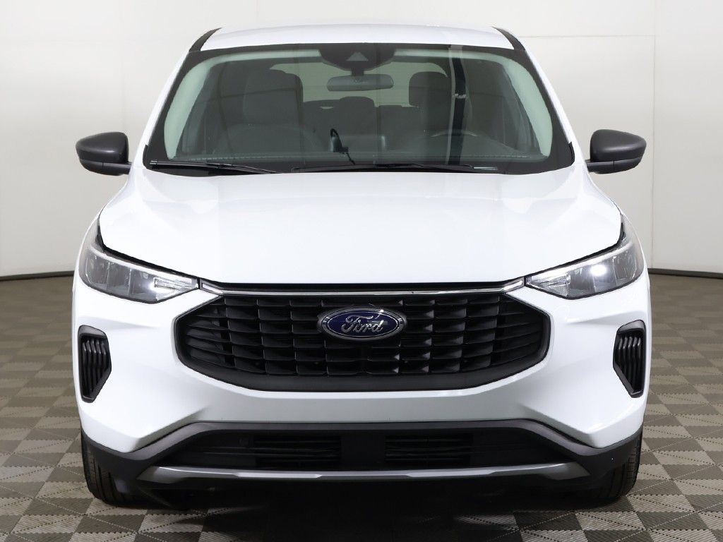 2024 Ford Escape Active Image 2 of 54