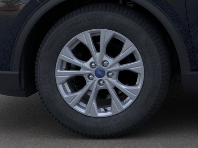 Vehicle image 19 of 23