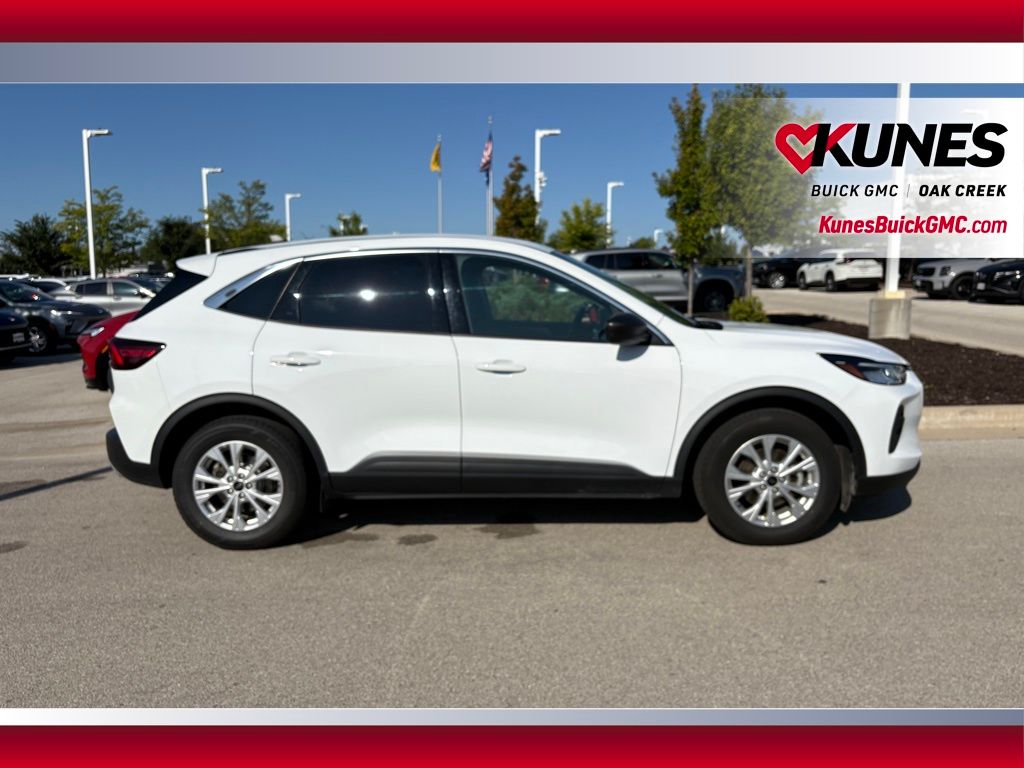 2024 Ford Escape Active Image 4 of 25