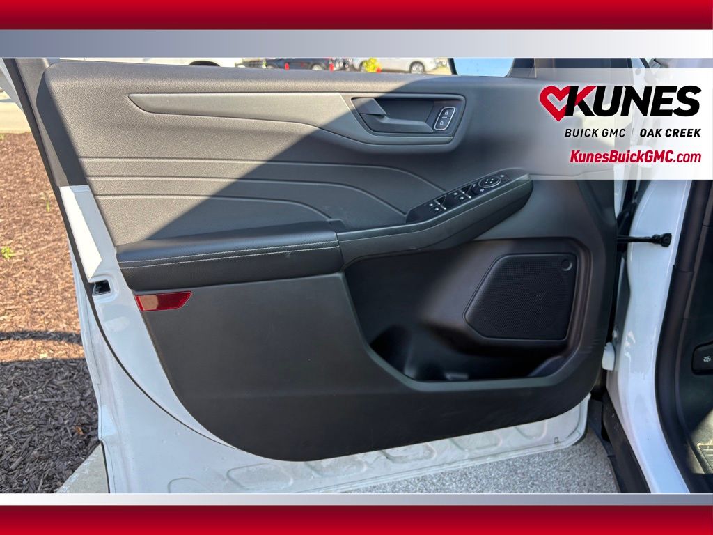 2024 Ford Escape Active Image 14 of 25