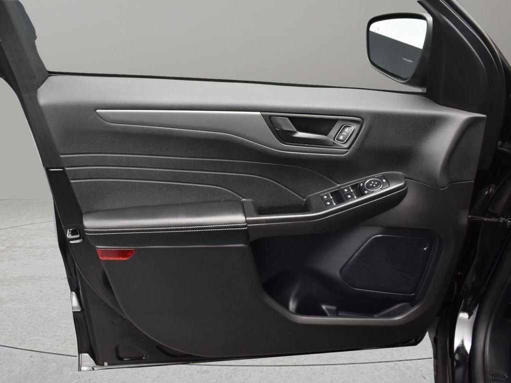 2024 Ford Escape Active Image 30 of 47