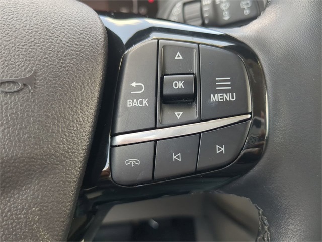 Vehicle image 26 of 29