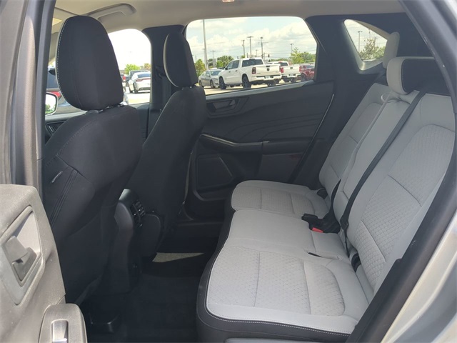 Vehicle image 14 of 29
