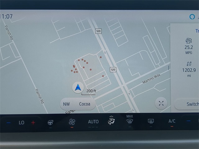 Vehicle image 21 of 29