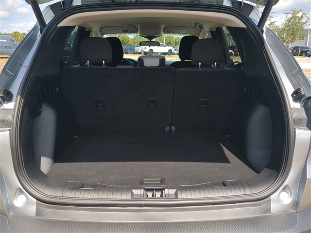 Vehicle image 13 of 29