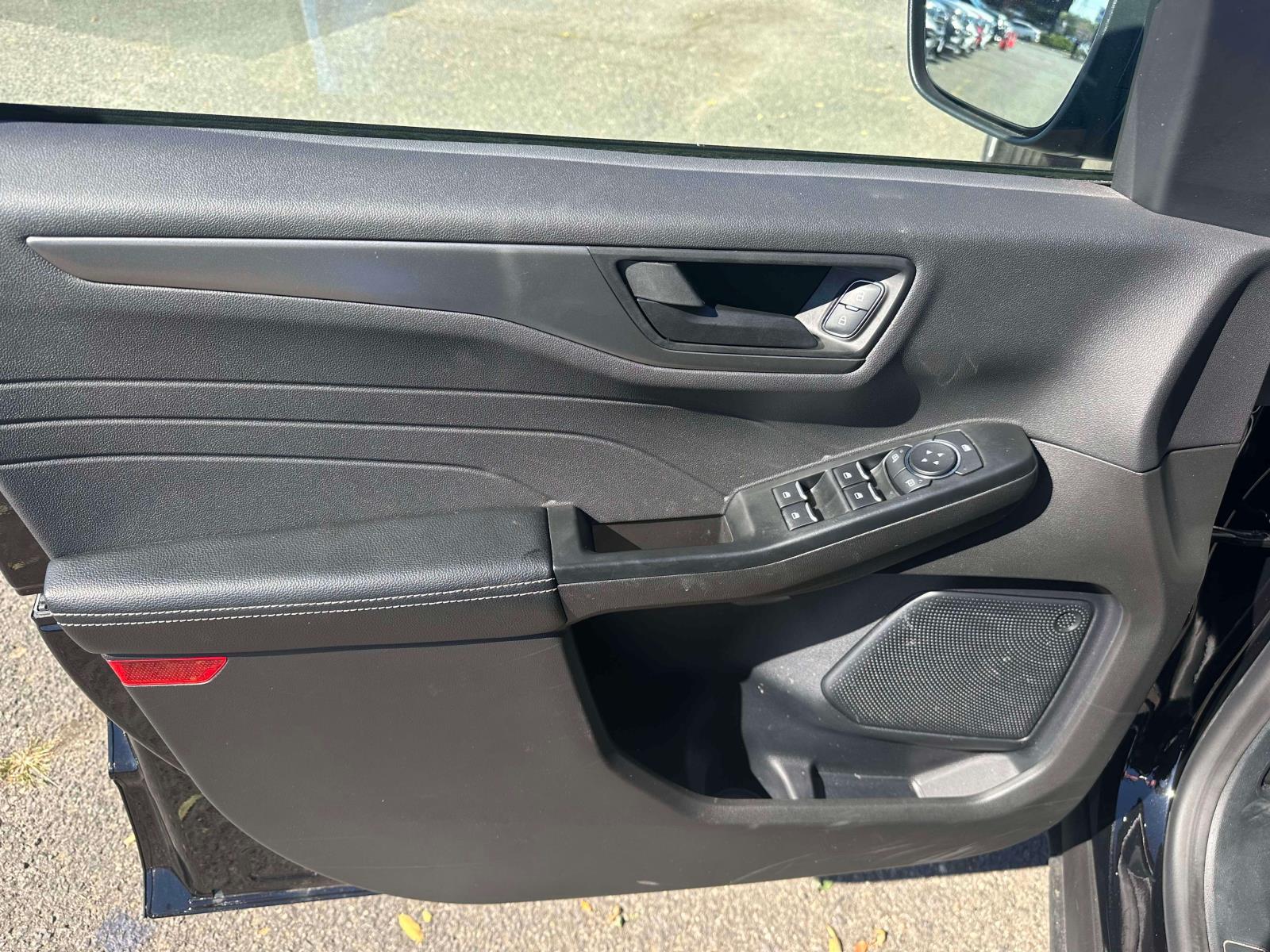 2024 Ford Escape Active Image 19 of 33