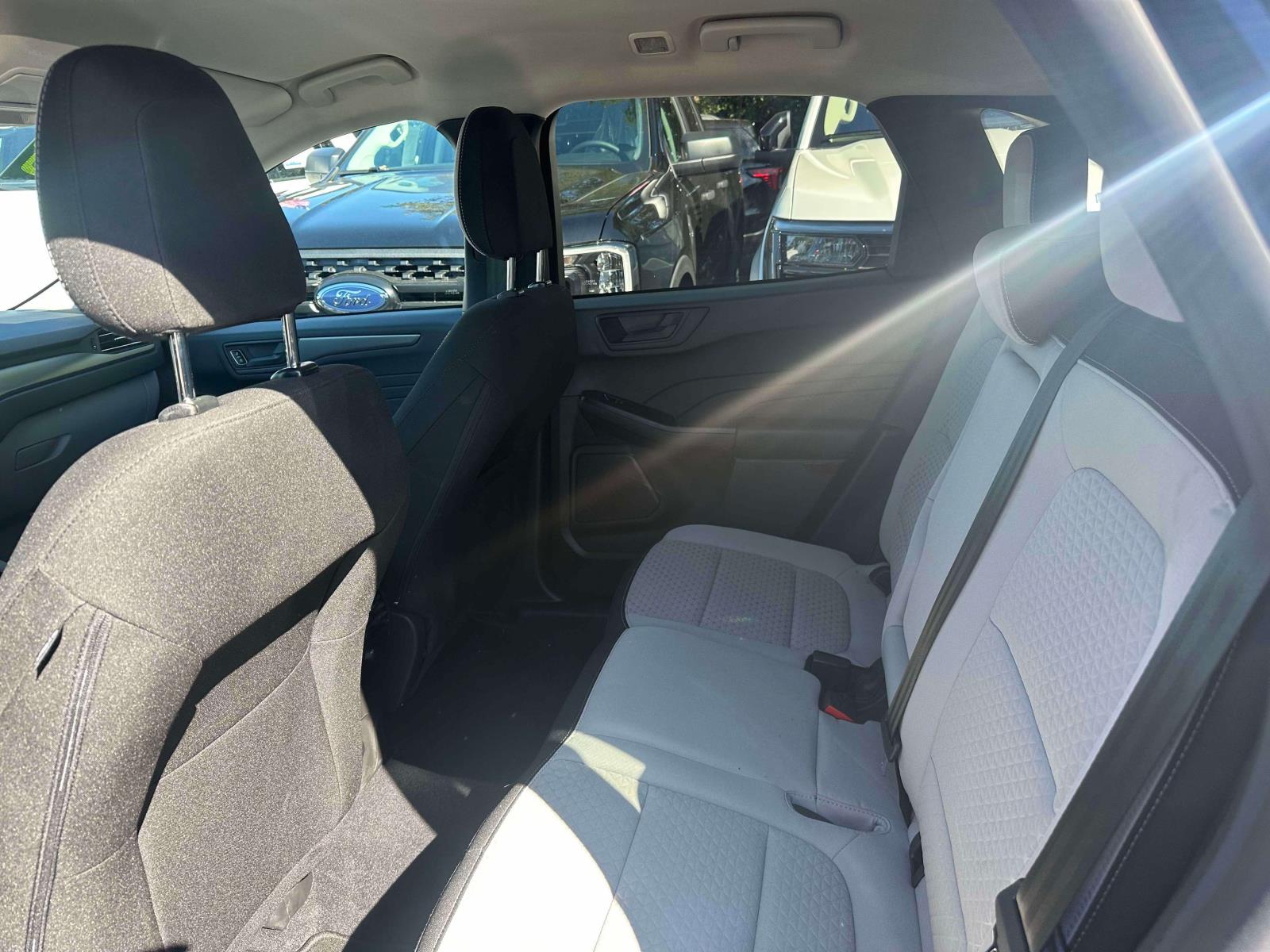 2024 Ford Escape Active Image 7 of 33