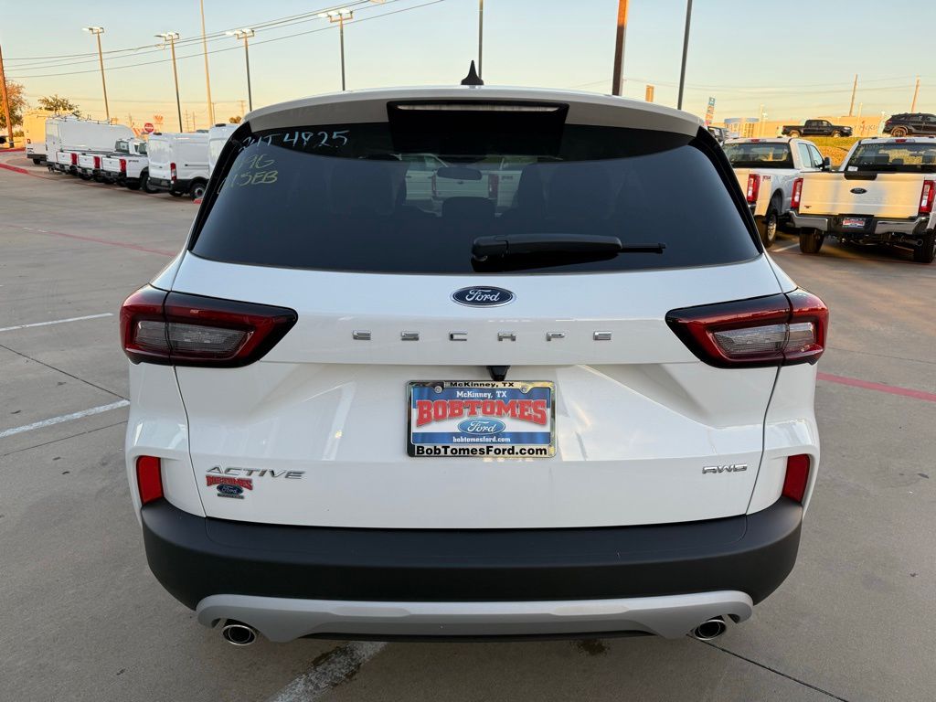 Vehicle image 6 of 46