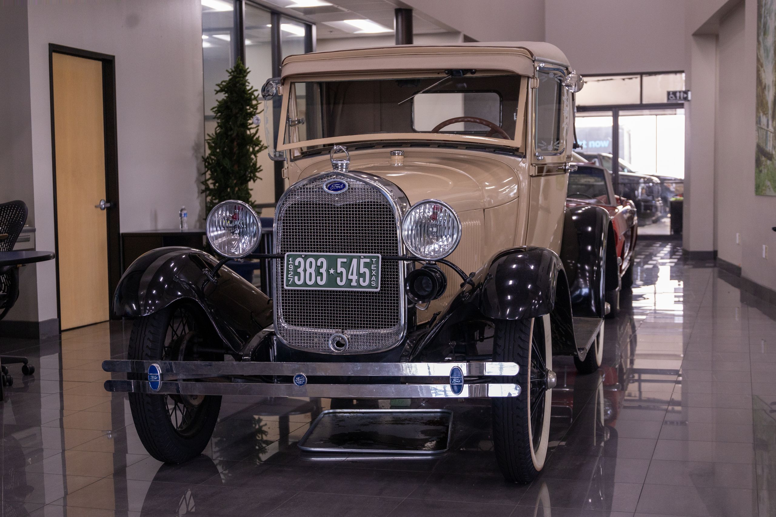 Vehicle image 9 of 46