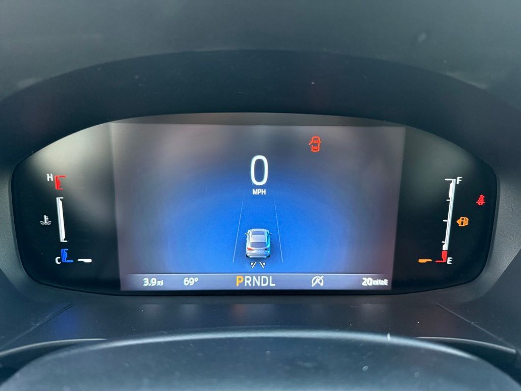 Vehicle image 31 of 46