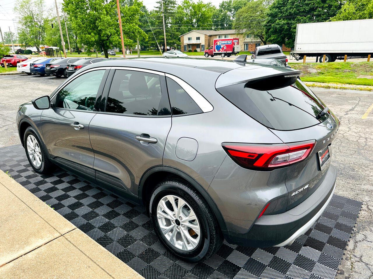 Vehicle image 12 of 48