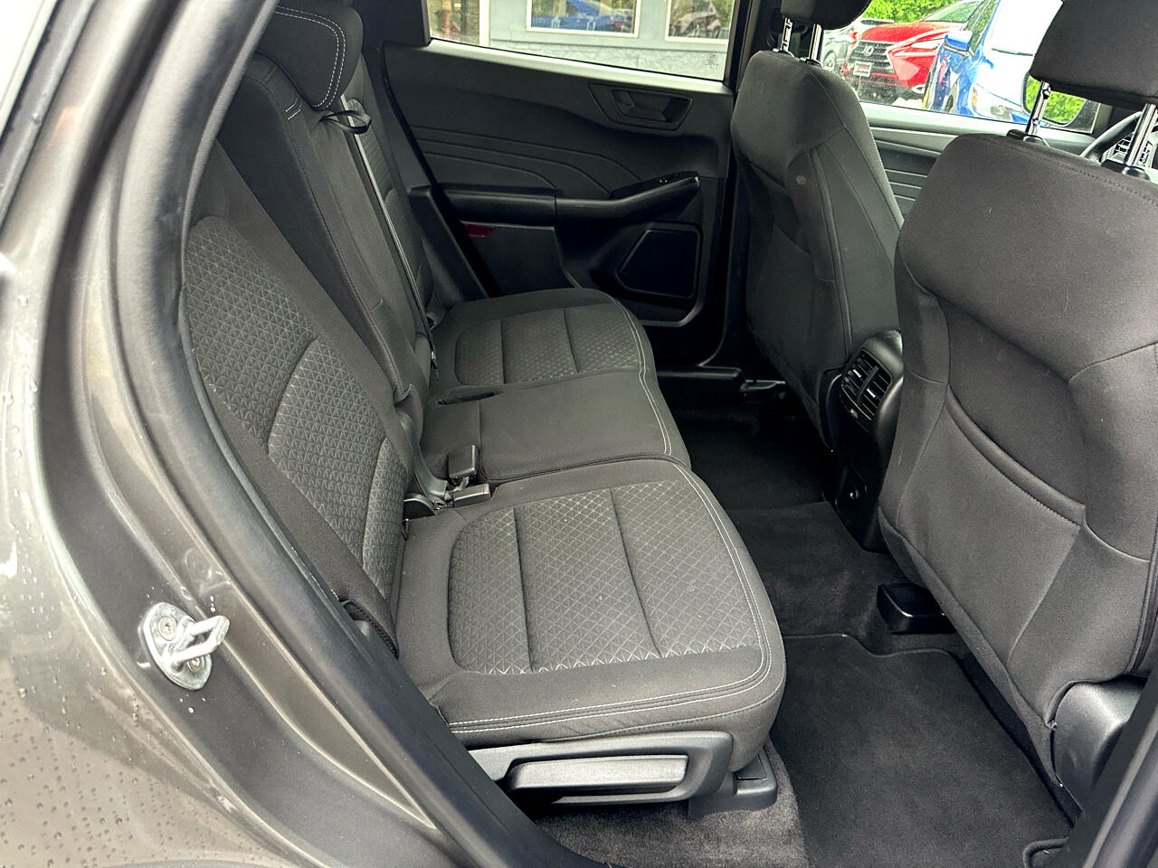 Vehicle image 23 of 48