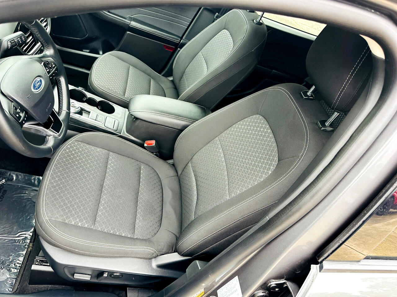 Vehicle image 22 of 48