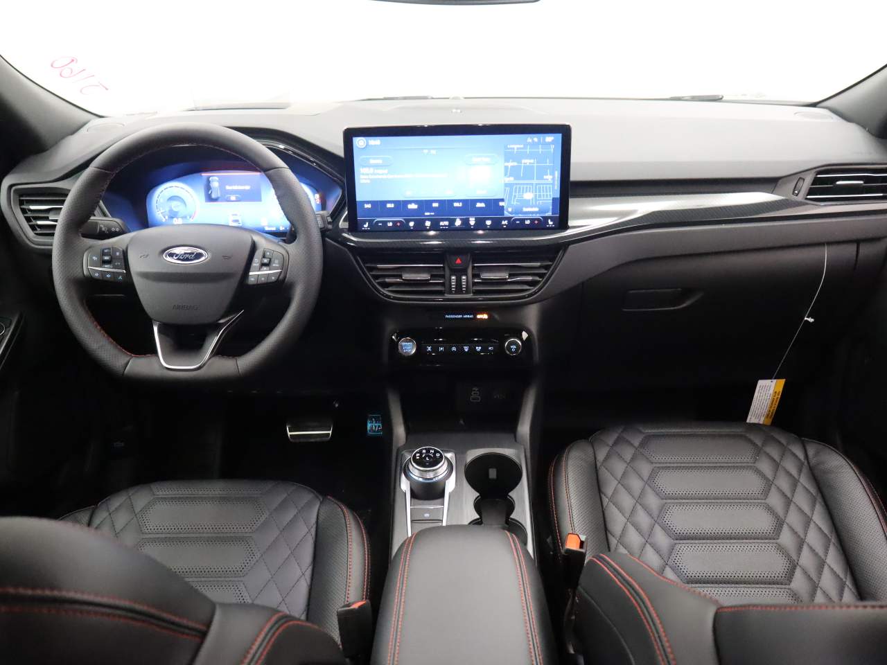 2024 Ford Escape ST-Line Elite Image 15 of 18