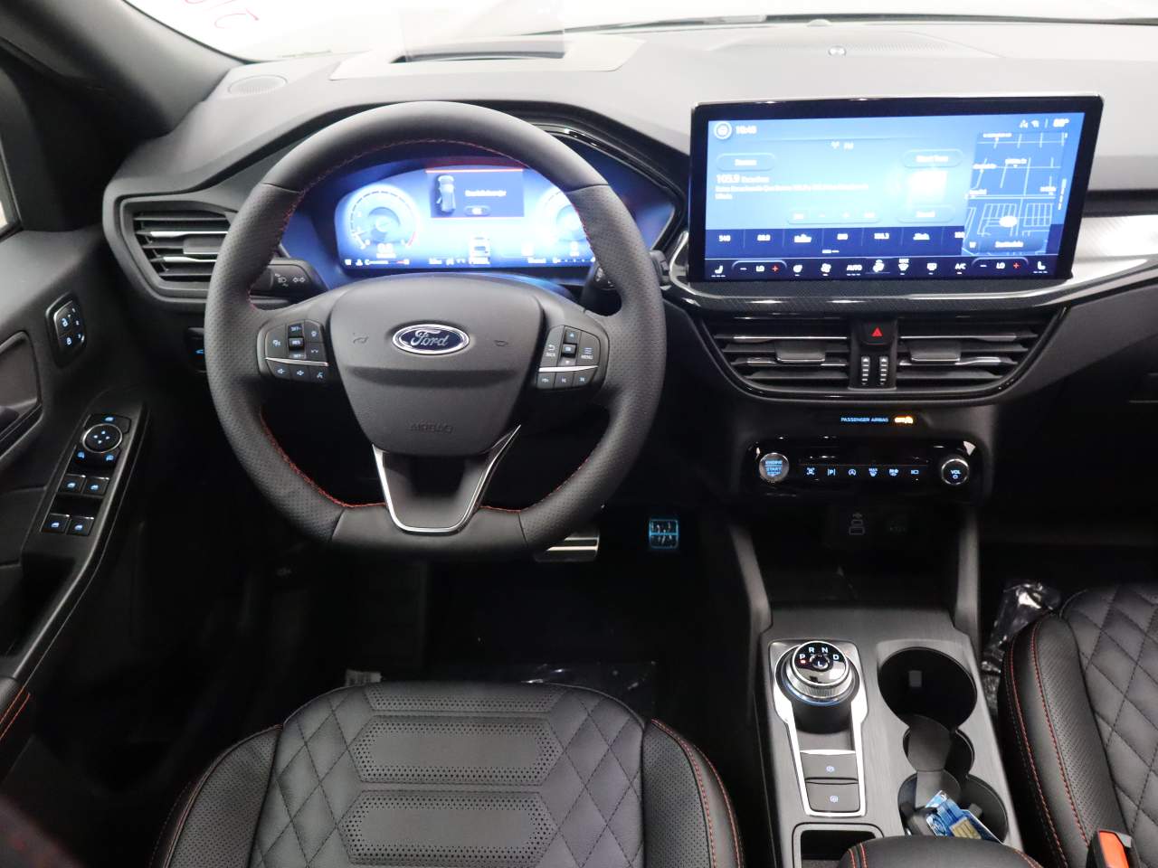 2024 Ford Escape ST-Line Elite Image 14 of 18