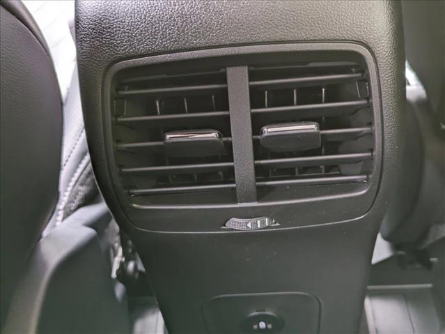 2024 Ford Escape PHEV Image 17 of 20