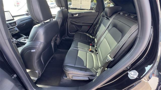 Vehicle image 41 of 98
