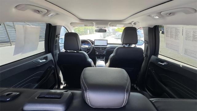 Vehicle image 64 of 98