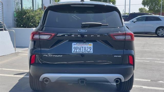 Vehicle image 26 of 98