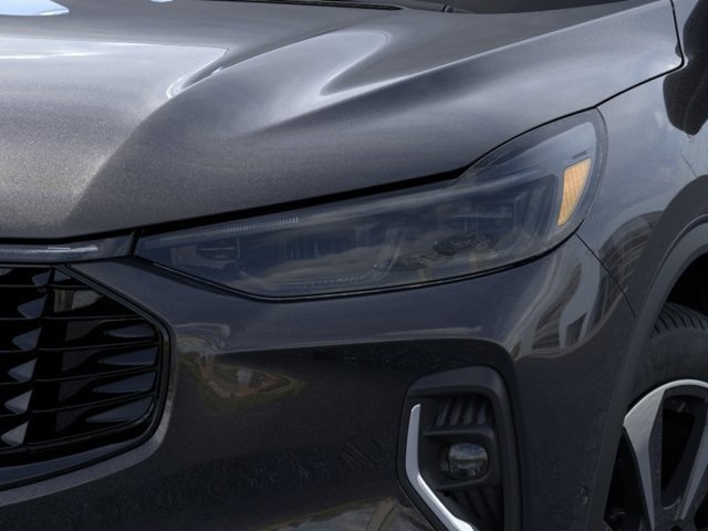 Vehicle image 18 of 23