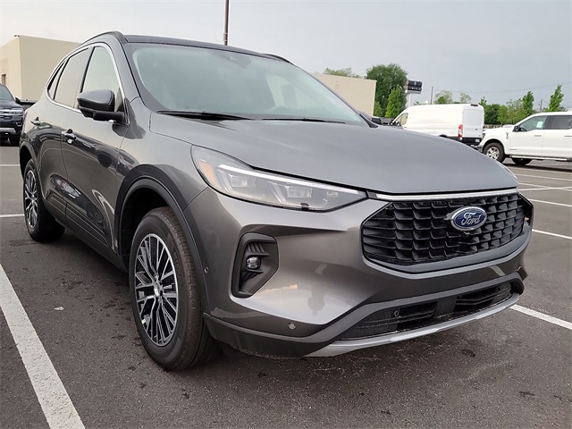Vehicle image 3 of 5
