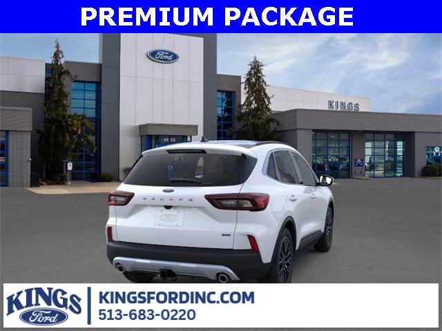 2024 Ford Escape PHEV Image 5 of 23