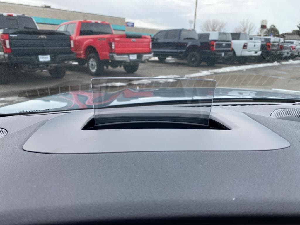 Vehicle image 9 of 25