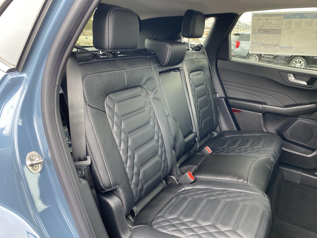 Vehicle image 5 of 25