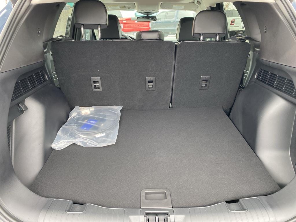 Vehicle image 3 of 25