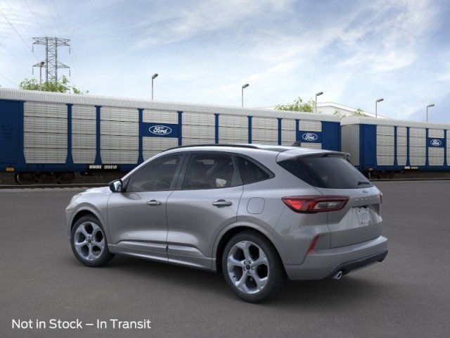 Vehicle image 4 of 23