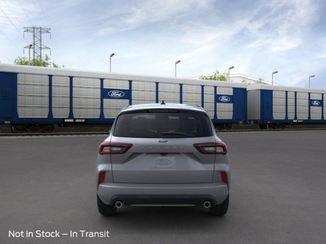 Vehicle image 5 of 23