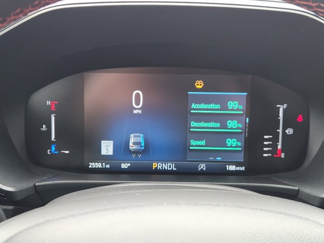 Vehicle image 10 of 21