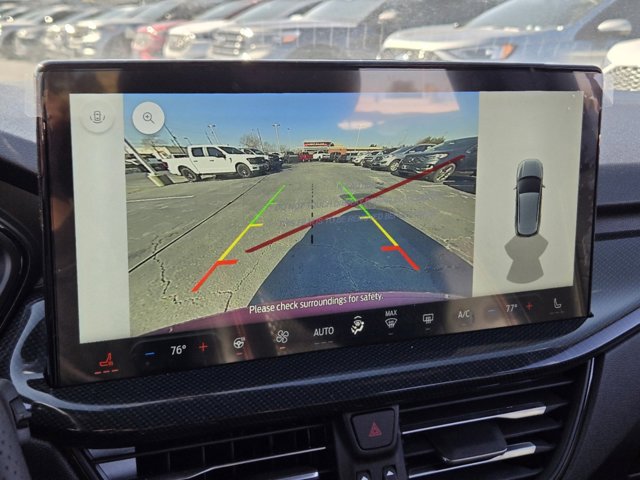 Vehicle image 12 of 21