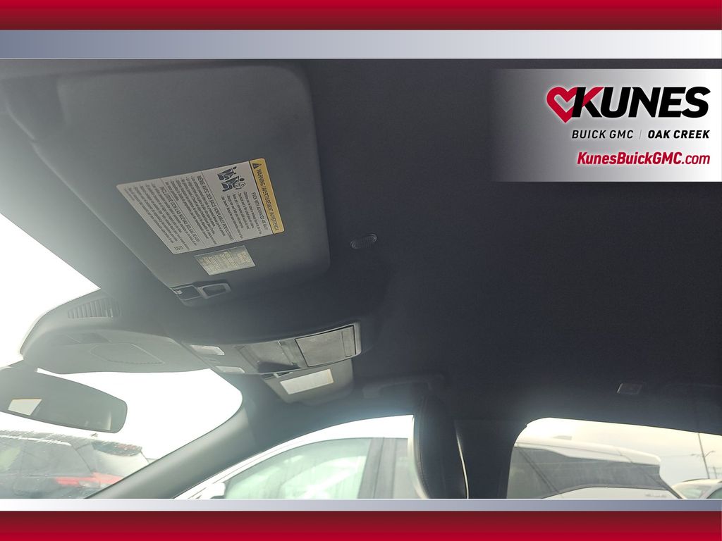 2024 Ford Escape ST-Line Image 24 of 25