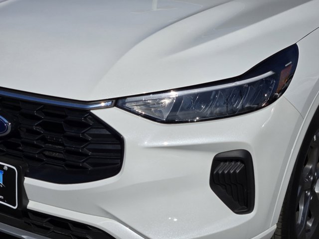 Vehicle image 5 of 21