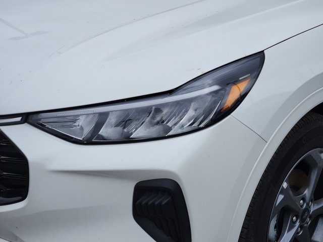 Vehicle image 5 of 21