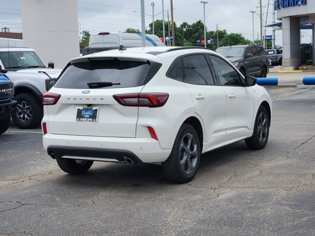 Vehicle image 3 of 21