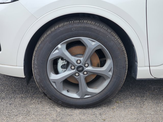 Vehicle image 7 of 21