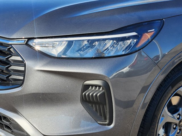 Vehicle image 6 of 22