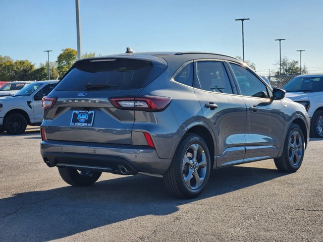 Vehicle image 3 of 22