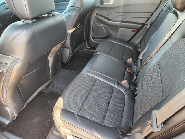 Vehicle image 20 of 22