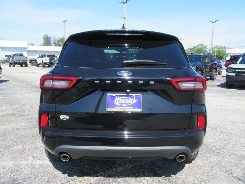 Vehicle image 5 of 30