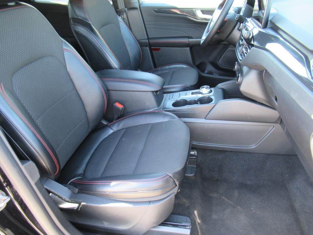 Vehicle image 9 of 30