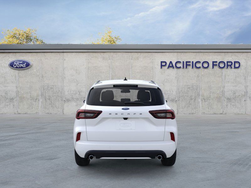 Vehicle image 6 of 25